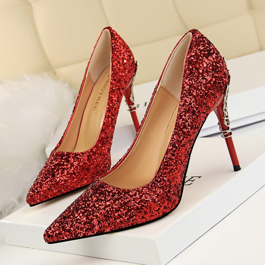 Pointed sequined high heels